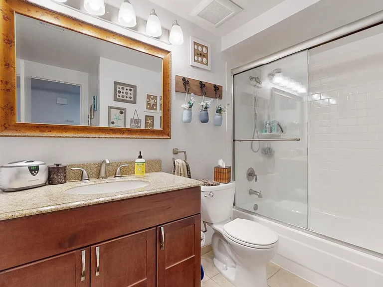 729 Portwalk Pl — Photo 13