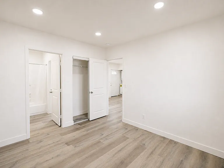 6187 Vanessa St — Photo 15