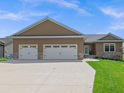 207 Bouldercrest Ave NE, Owatonna, MN, 55060