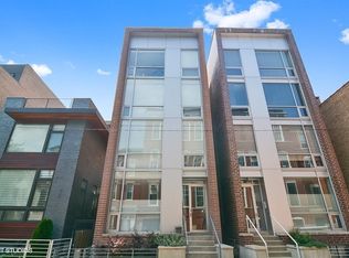 728 N Ada St APT 3, Chicago, IL 60642