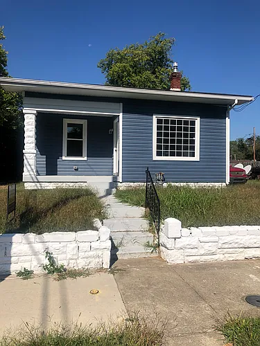 870 S 25th St Photo 1