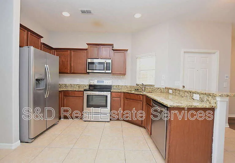 4139 Shadetree Ln — Photo 32