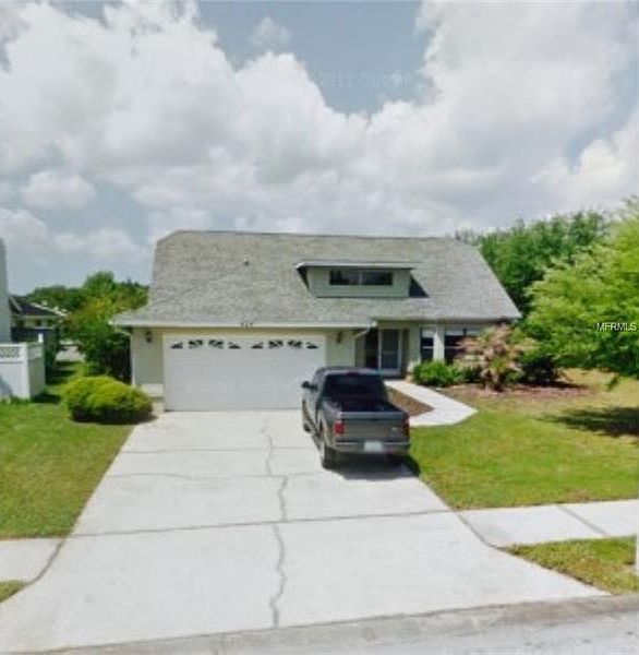 1st image of 424 Lakewood Dr