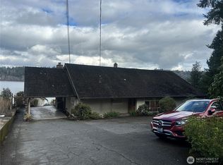 3216 W Lake Sammamish Pkwy NE, Redmond, WA