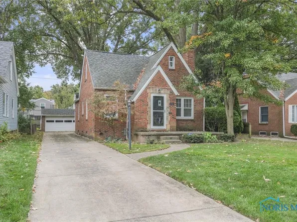 3721 Mapleway Dr, Toledo, OH 43614