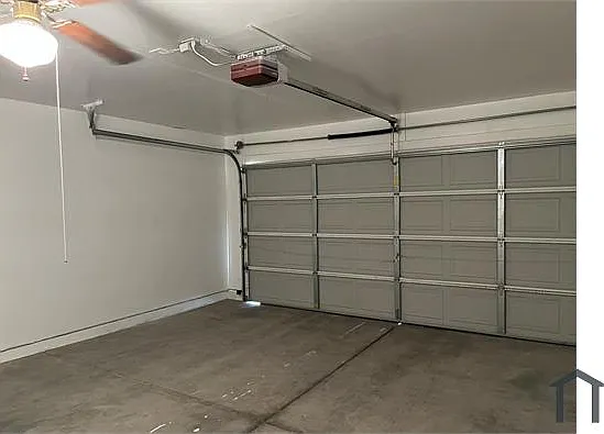 2403 E Palm Beach Dr — Photo 18