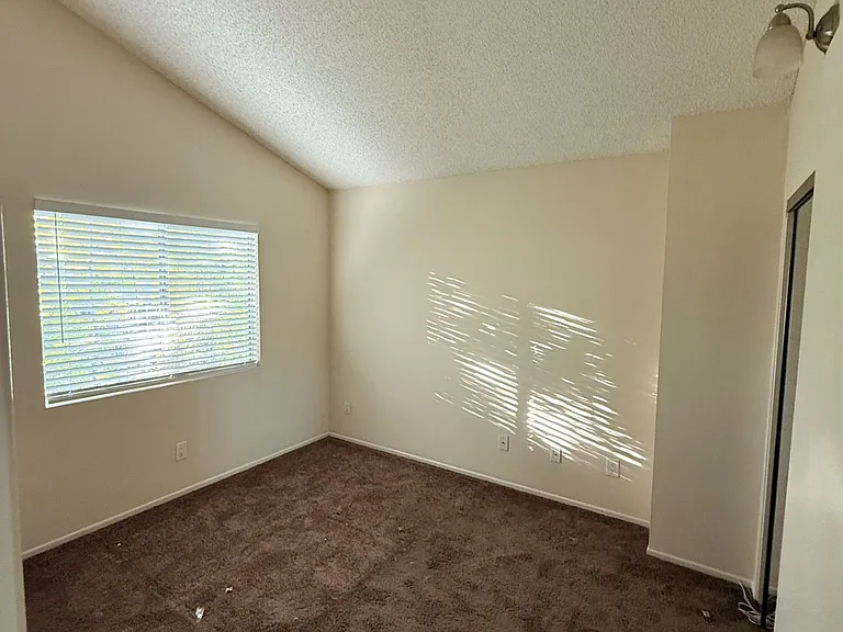 55 N Mar Vista — Photo 7