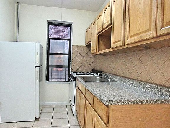 2nd image of 3248 30th St APT A2