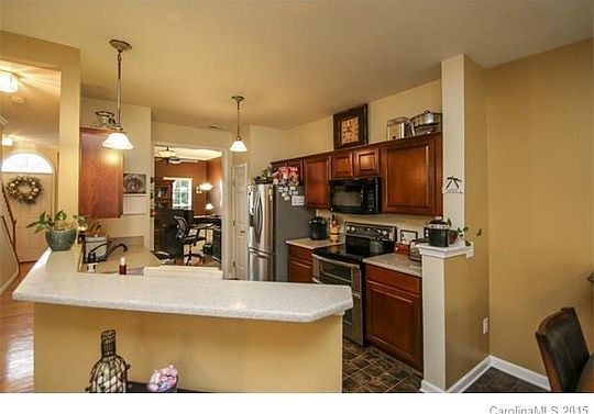 5th image of 265 Horizon Cir