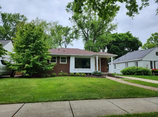 2421 Buckingham Ave, Birmingham, MI