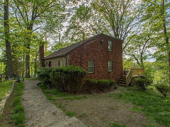 2nd image of 28 Blanchard Dr