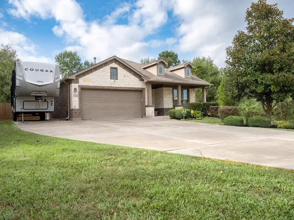 13874 Oak Manor Dr, Willis, TX 77318