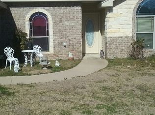 321 Valley View Dr, Gatesville, TX 76528