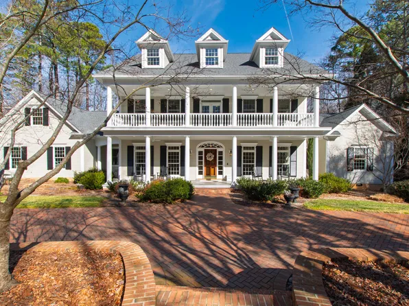 109 Chimeneas Pl, Chapel Hill, NC 27517