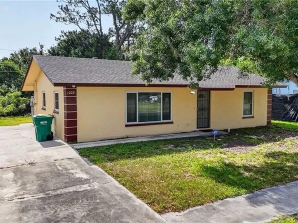 1228 N 18th ST, IMMOKALEE, FL 34142