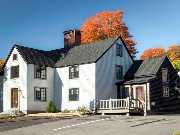 30 East St #2, Ipswich, MA 01938