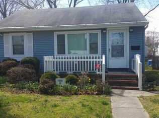 61 E Decatur Ave, Pleasantville, NJ 08232