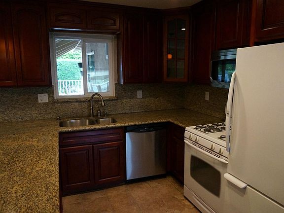 3rd image of 5733 Hillbright Cir