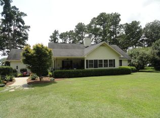 1062 Lemon Ave, Manning, SC 29102