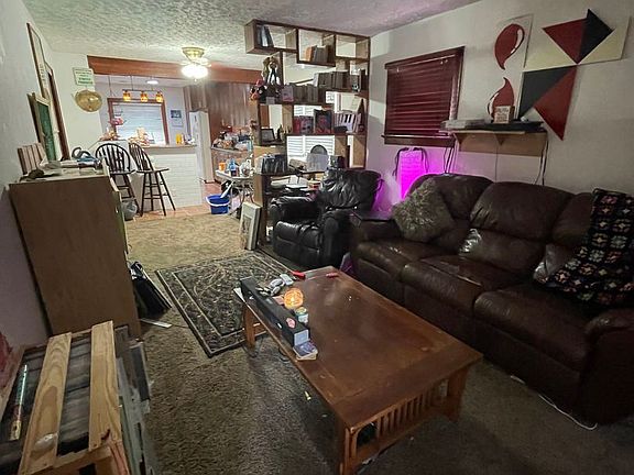 2nd image of 563 N 8th St