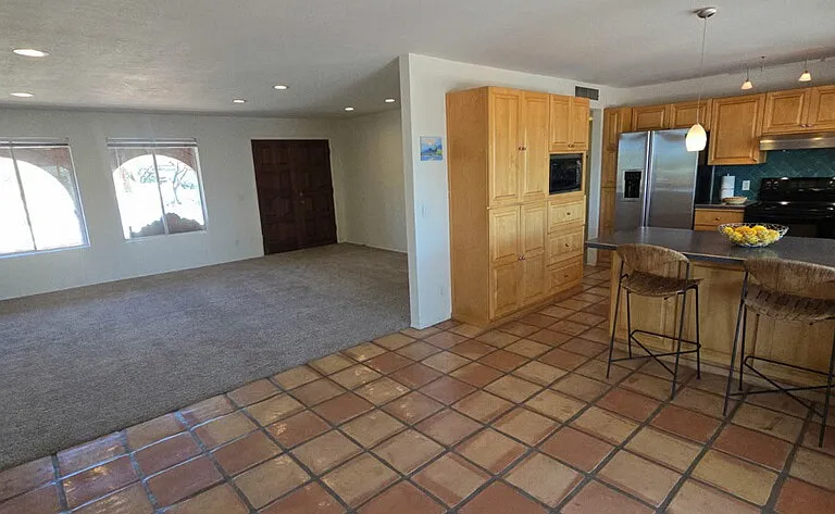 3588 E Gibbon Mountain Pl — Photo 3