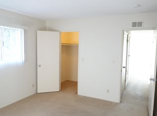 139 Lisa Ln #C, Costa Mesa, CA 92627