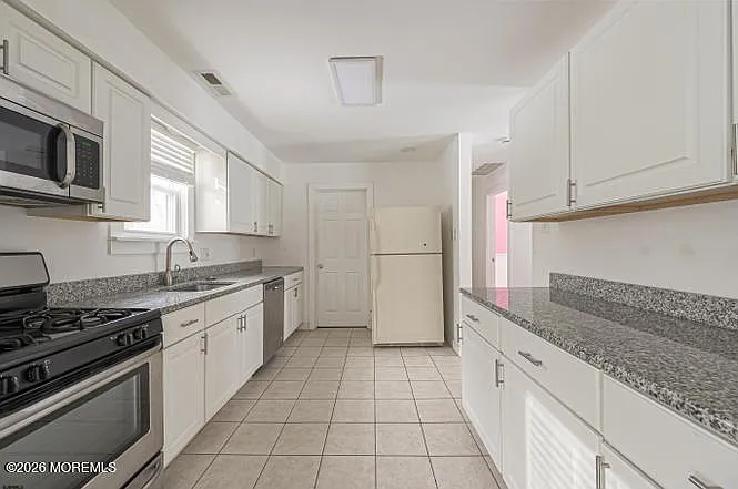 401 S Ash Ave — Photo 19