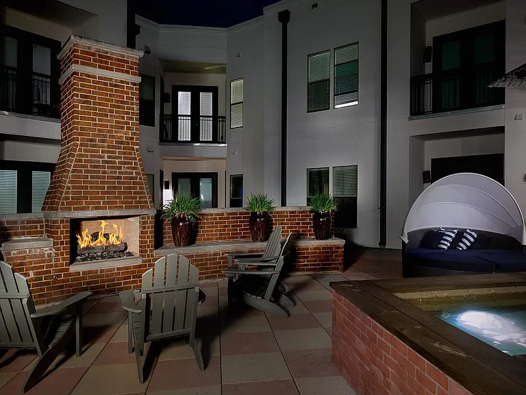 Residences at The Triangle — Photo 36
