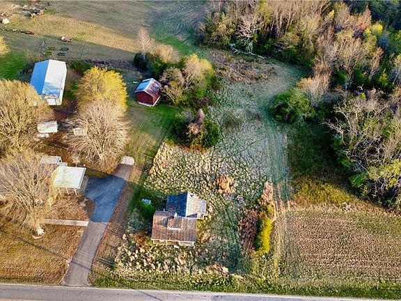 4th image of 1768 Amostown Rd