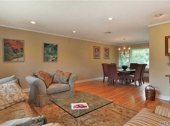 4th image of 18 Sparrow Ln