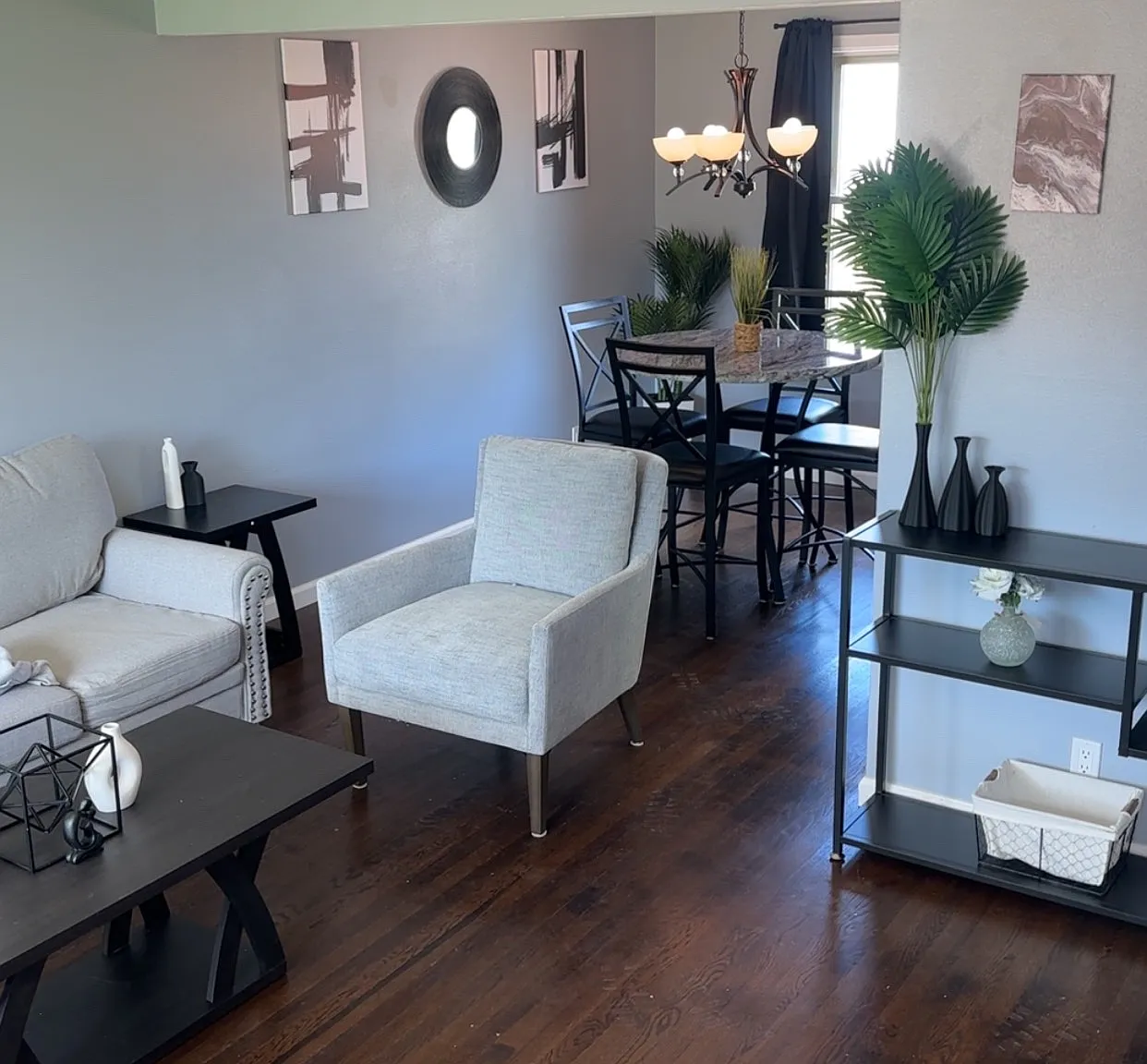 4 bed, 960 sqft, $3,500 — Photo 1