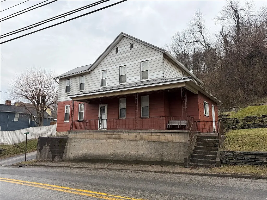 451 2nd St photo 1