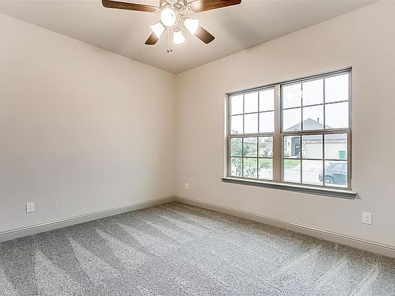 4th image of 7802 Cypress