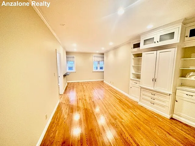 10 Harris St #4 — Photo 10
