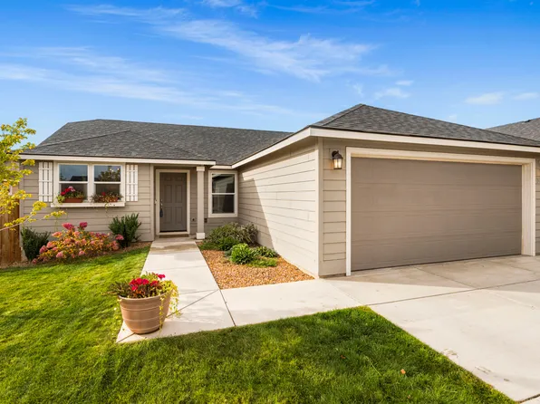 3822 SW Pumice Ave, Redmond, OR 97756