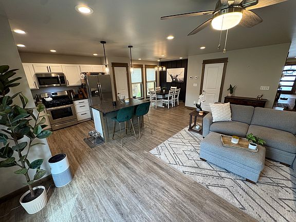 5th image of 1306 Rizzo Ln #C