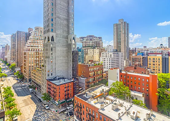 Rented by SERHANT. | media 18