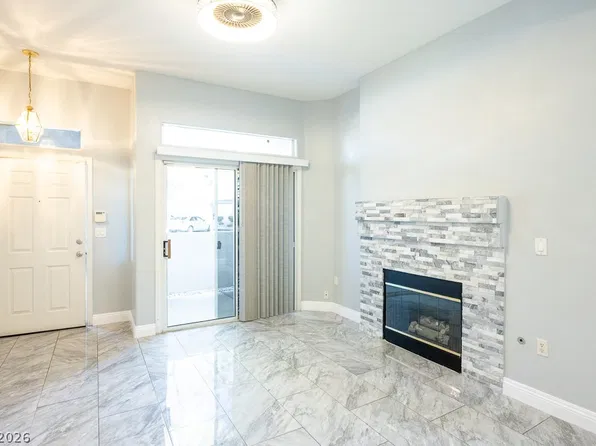 700 Carnegie St APT 4813, Henderson, NV 89052