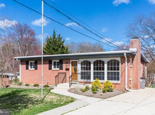 613 McIntyre Rd, Rockville, MD 20851