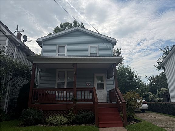 3rd image of 949 W 28th St