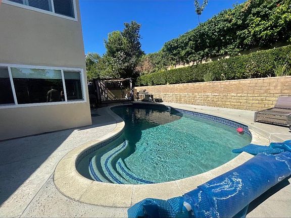3rd image of 5500 Bluebell Ave