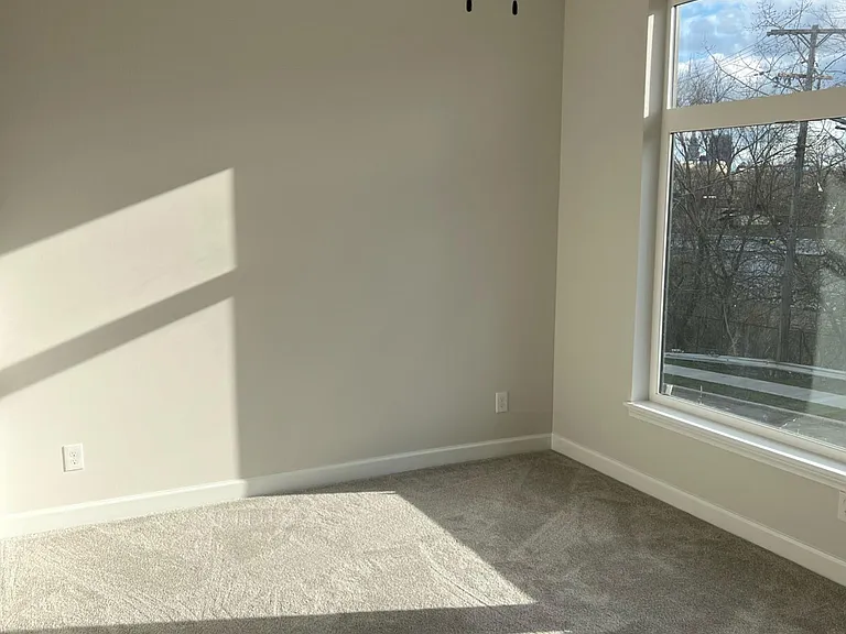 2304 Fulton Rd #10 — Photo 8