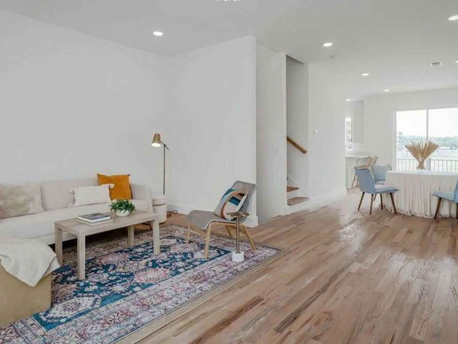 4 bed, 2132 sqft, $2,700 — Photo 3