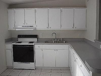 3rd image of 4006 Olive St