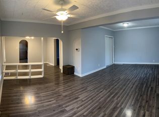 1925 S 19th St, Springfield, IL 62703