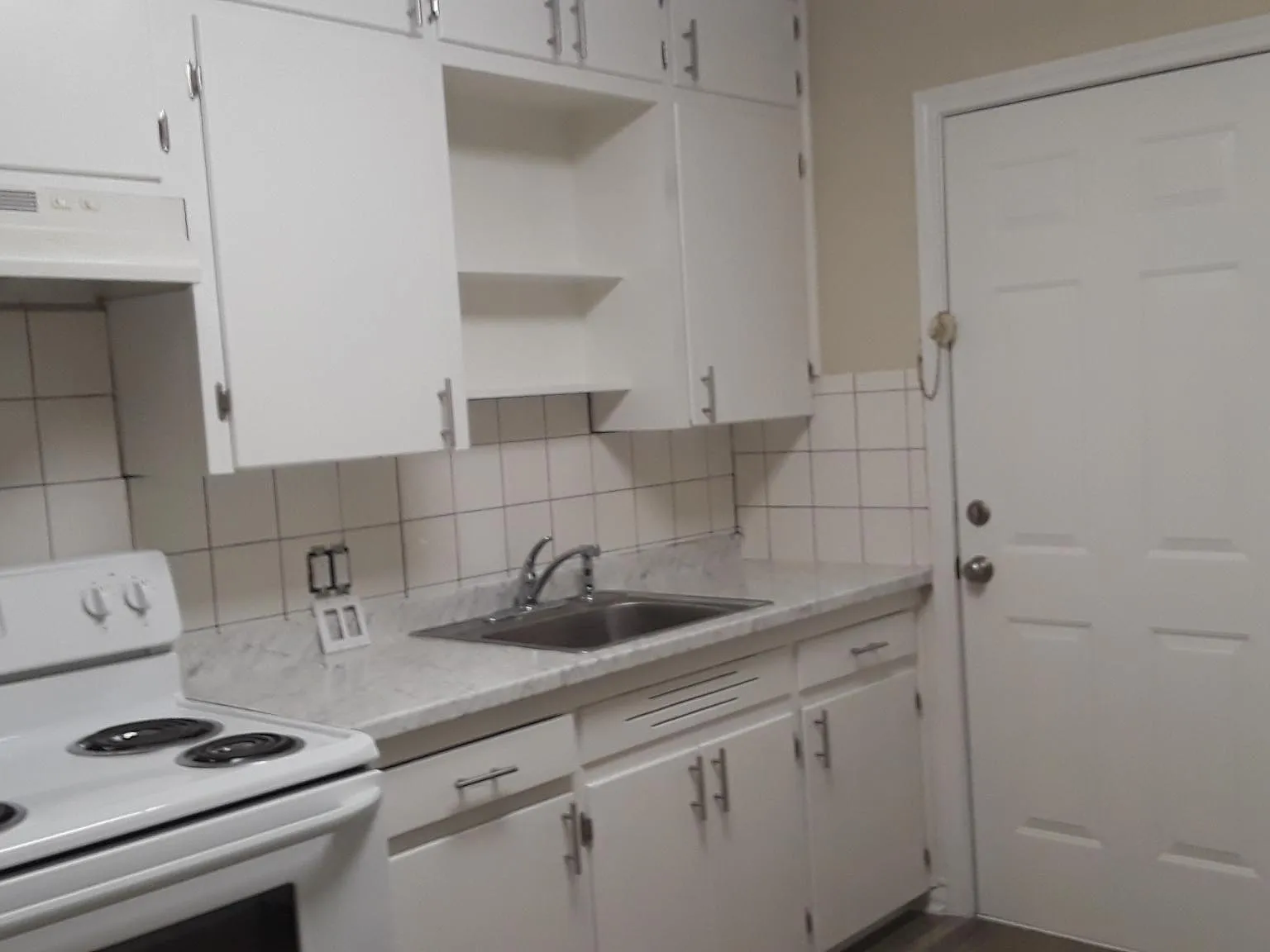 2 bed, 676 sqft, $1,150 — Photo 2