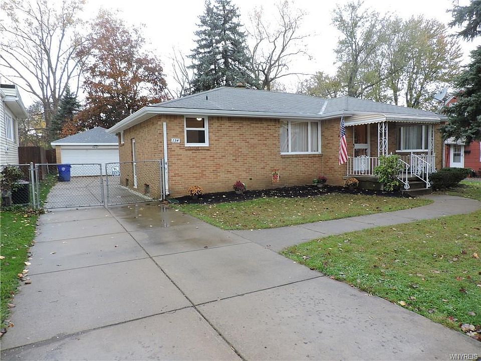 1st image of 134 Kelsey Dr