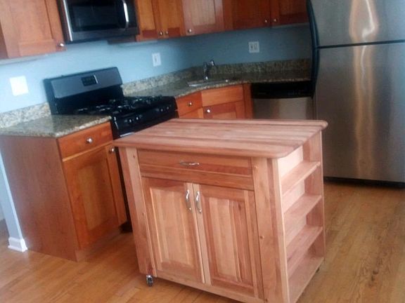 4th image of 3745 W Argyle St APT 3