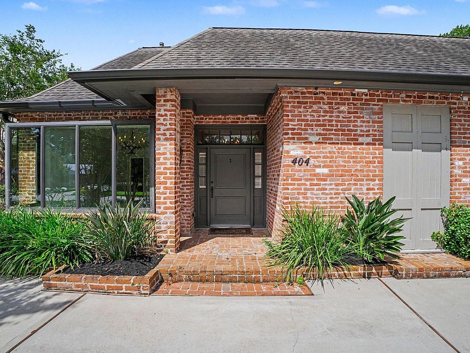 1st image of 404 Bayou Cove Ct