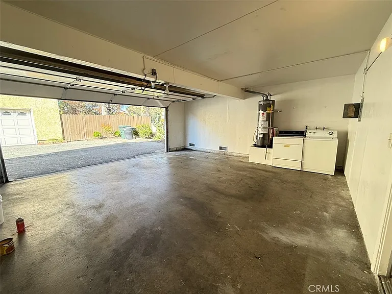 2341 Cravath Ct #B — Photo 10